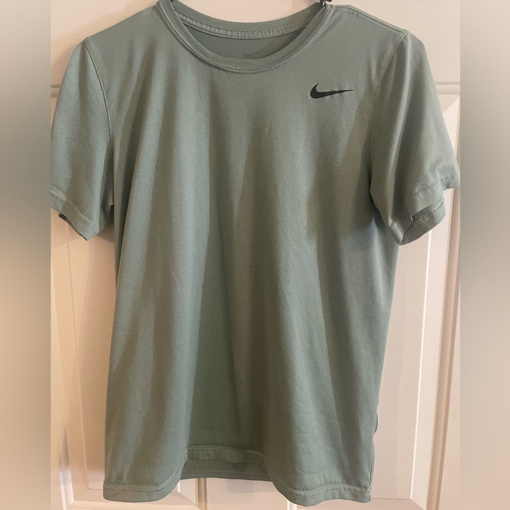 Nike Tee